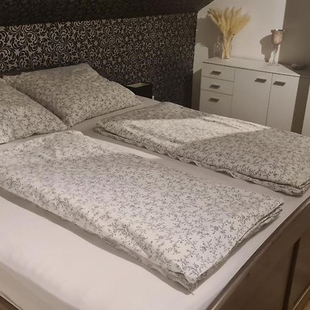 Ferienwohnung Lilith Brilon Kültér fotó